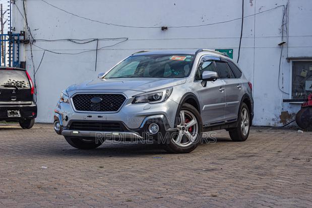 Subaru Outback 2017 Silver