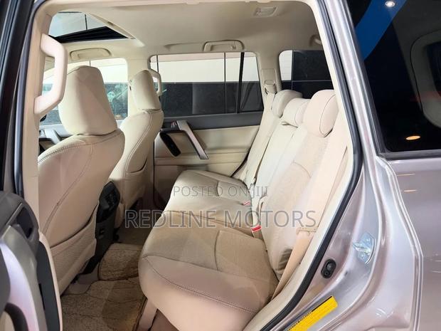 Toyota Land Cruiser Prado 2.7 2019 Gray