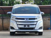 Toyota Noah 2.0 FWD (8 Seater) 2018 Silver for sale