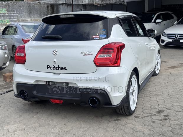 Suzuki Swift RS 2019 White