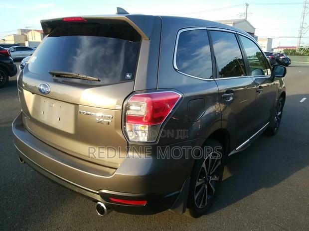 Subaru Forester 2.0XT Touring AWD 2018 Ivory