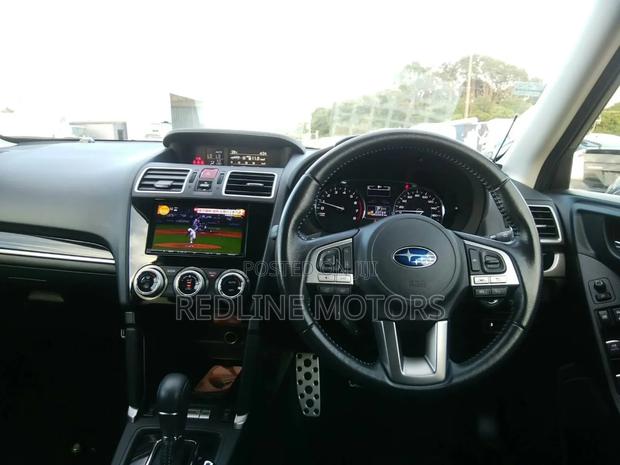 Subaru Forester 2.0XT Touring AWD 2018 Ivory