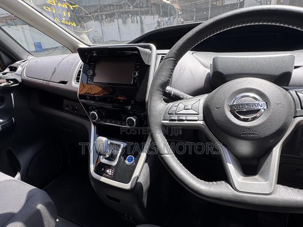 Nissan Serena 2019 Black