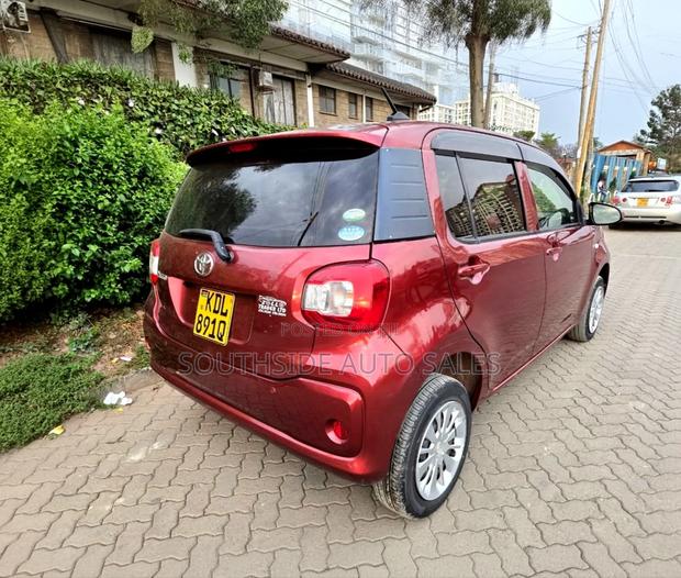 Toyota Passo 1.0 FWD 2016 Red