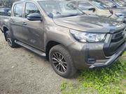 Toyota Hilux 2020 Gold for sale