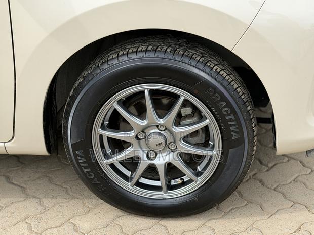 Toyota Passo 2019 Beige