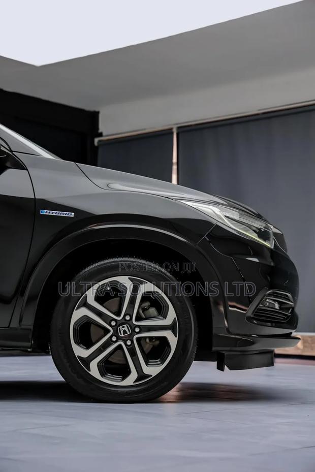 Honda Vezel 2018 Black