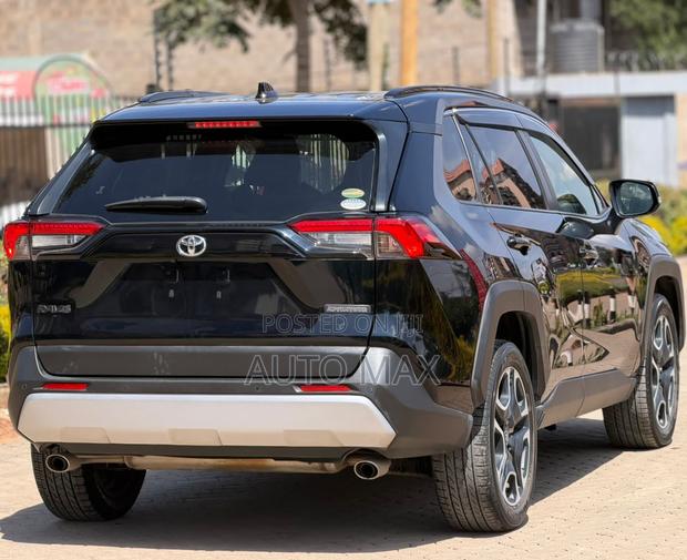 Toyota RAV4 2020 Black