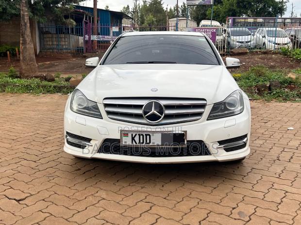 Mercedes-Benz C180 2014 White