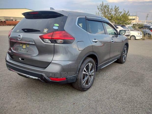 Nissan X-Trail 2.0 Petrol AWD 2018 Gray