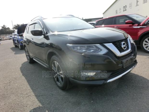 Nissan X-Trail 2.0 Petrol FWD 2017 Black
