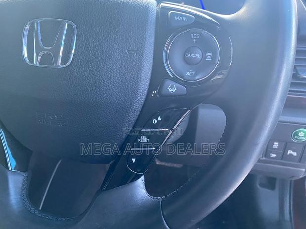 Honda Accord 2018 Maroon
