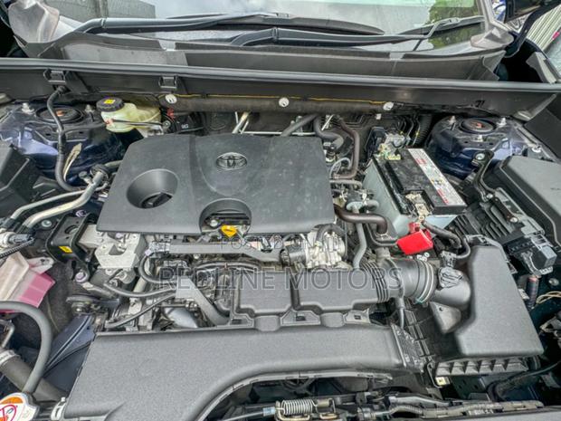 Toyota RAV4 2019 Blue