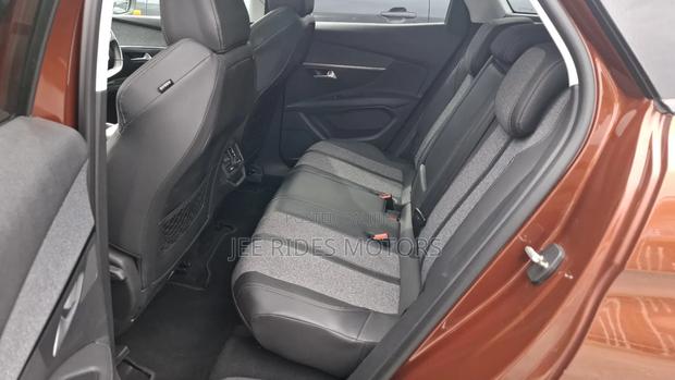 Peugeot 3008 2017 Brown