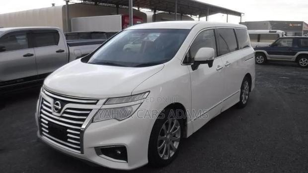 Nissan Elgrand 2018 Pearl
