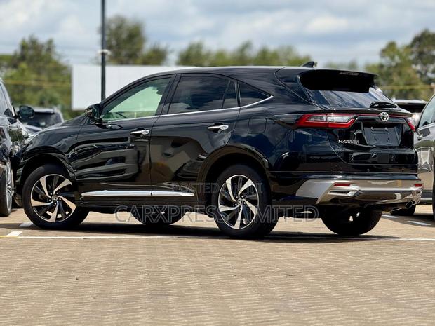 Toyota Harrier 2019 Black