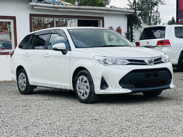 Toyota Corolla Fielder 1.5 Petrol FWD 2018 White