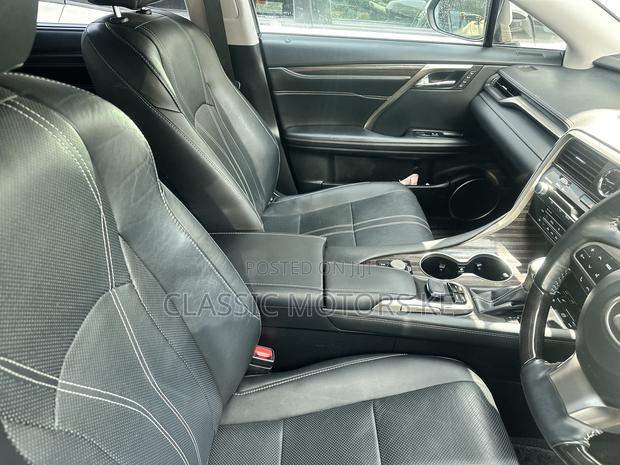 Lexus RX 300 4WD 2019 White