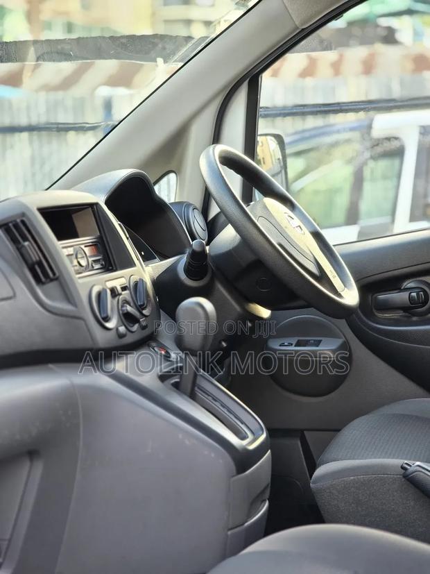 Nissan NV200 S 2019 White