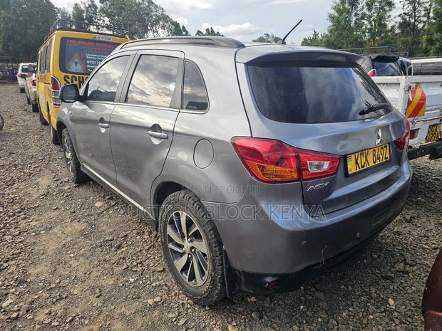 Mitsubishi RVR 2016 Gray