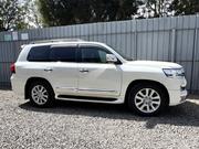 Toyota Land Cruiser 4.6 V8 VX-R 2014 White for sale