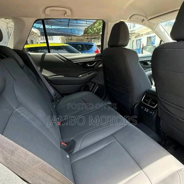 Subaru Outback 2023 Gray