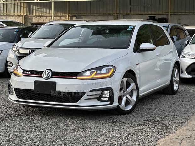 Volkswagen Golf GTI 2.0T S 2018 White