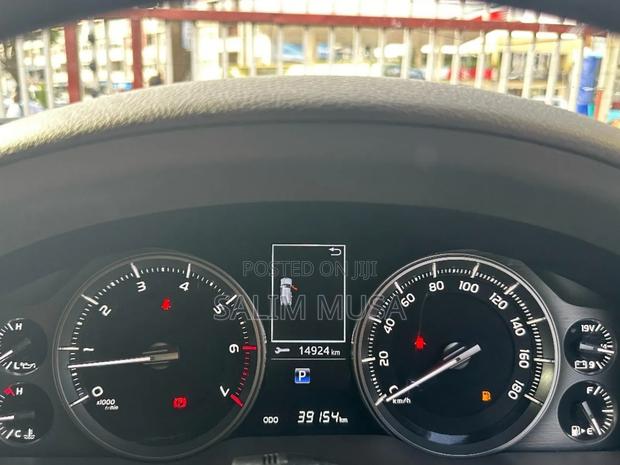 Toyota Land Cruiser 2016 Gray