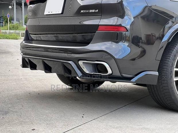 BMW X5 xDrive40i AWD 2019 Matt Black