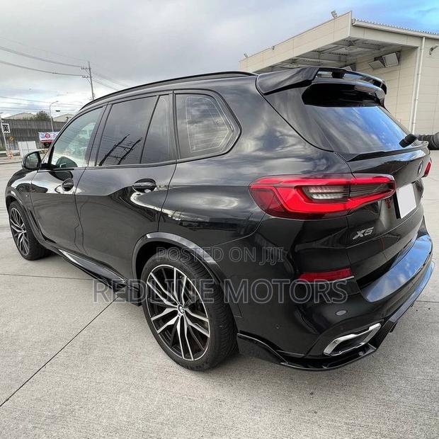 BMW X5 xDrive40i AWD 2019 Matt Black