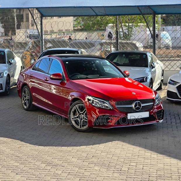 Mercedes-Benz C200 2019 Red