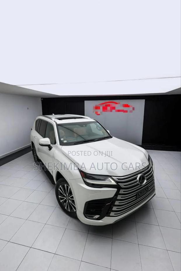 Lexus LX LX 600 2021 White