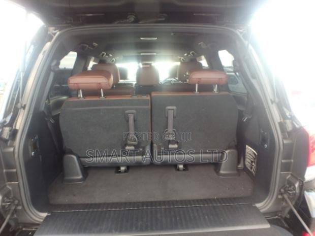 Toyota Land Cruiser 4.6 V8 ZX 2020 Black