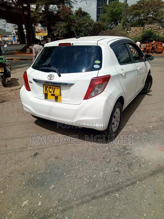 Toyota Vitz 2012 White
