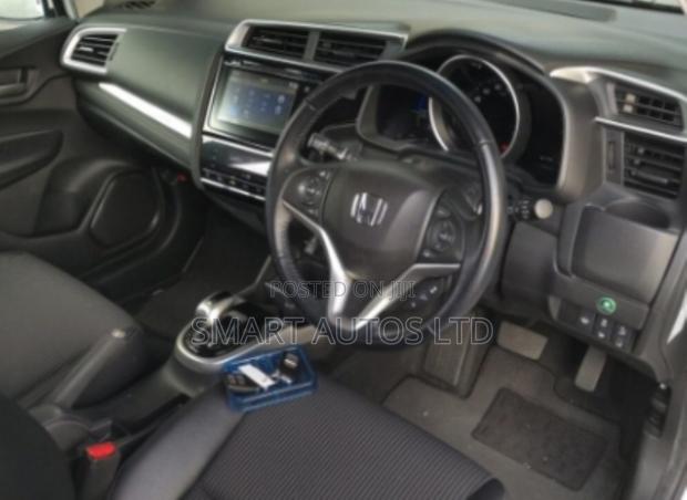 Honda Fit Sport 2018 White