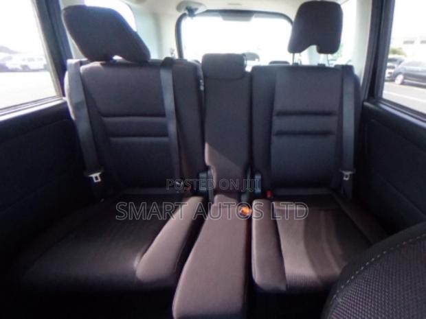 Nissan Serena 2018 Black