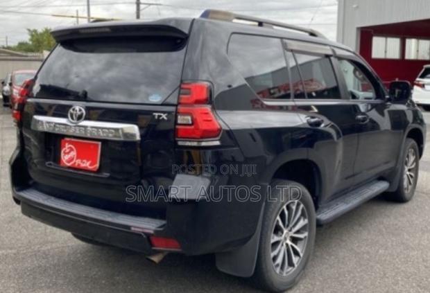 Toyota Land Cruiser Prado 2.7 2018 Black