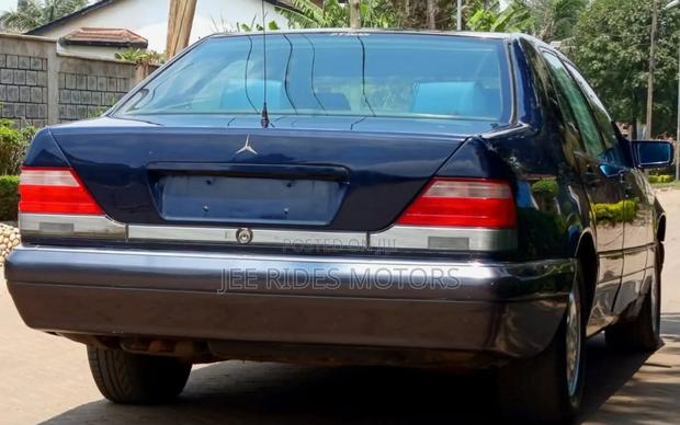 Mercedes-Benz S-Class S 320 (W140) 1995 Blue