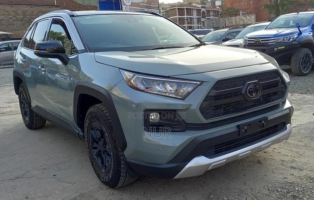 Toyota RAV4 2019 Green