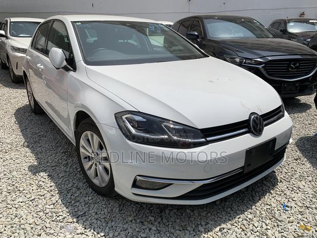Volkswagen Golf TSI S FWD 2018 White