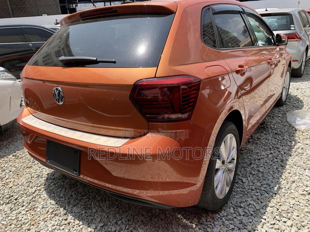 Volkswagen Polo 2018 Orange