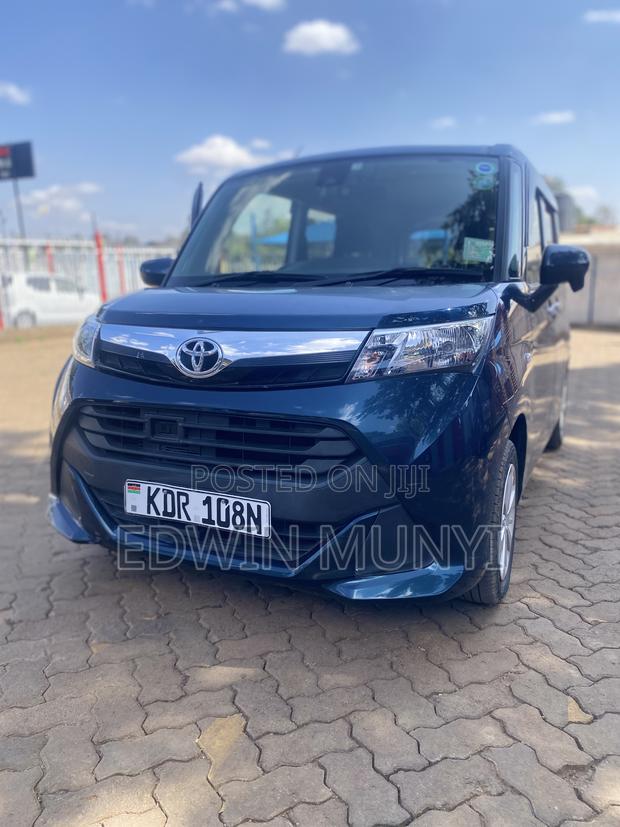 Toyota Tank 1.0 FWD 2017 Blue