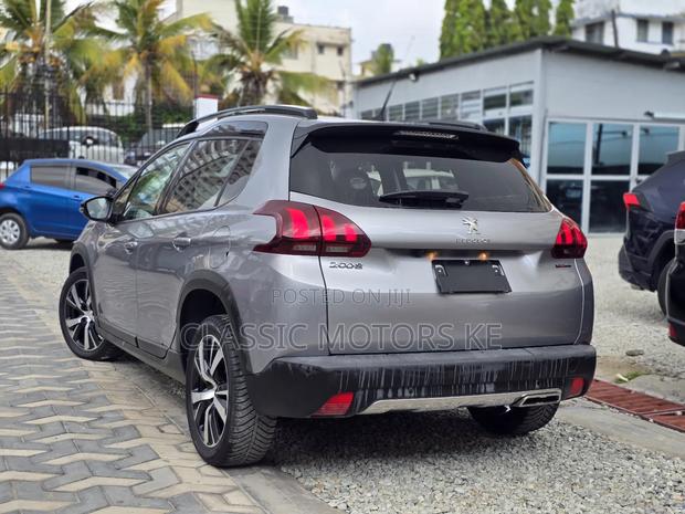 Peugeot 2008 1.2 PureTech (155 Hp) 2019 Silver