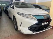 Toyota Harrier 2018 White for sale