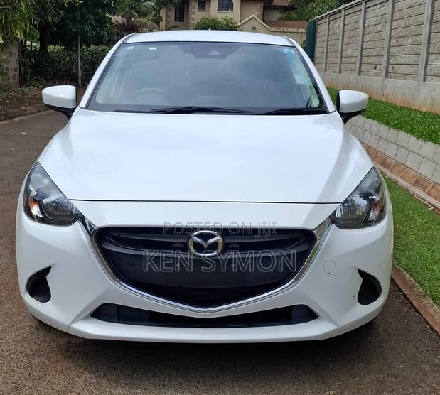 Mazda Demio 2019 Pearl