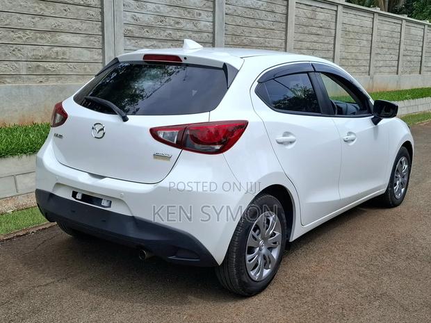 Mazda Demio 2019 Pearl