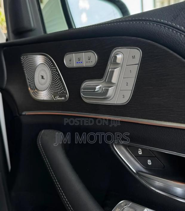 Mercedes-Benz GLE-Class 2021 Pearl