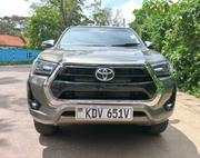 New Toyota Hilux 2023 Gold for sale