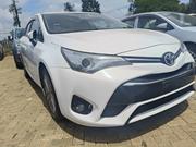 Toyota Avensis 2018 White for sale