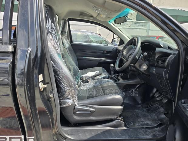 Toyota Hilux Revo Smart Cab Deisel 2.8 RWD 2019 Black